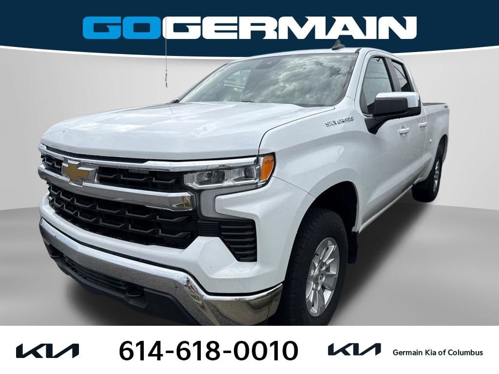 2023 Chevrolet Silverado 1500 LT w/1LT — photo 1 of 9