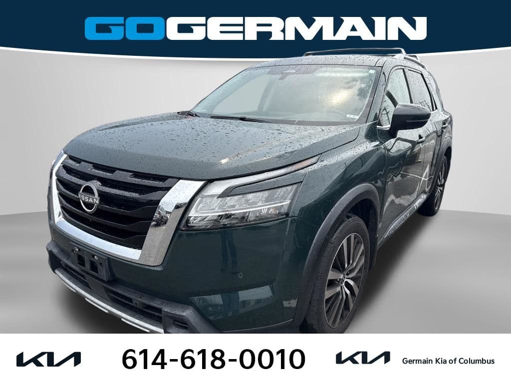 2023 Nissan Pathfinder Platinum — photo 1 of 11