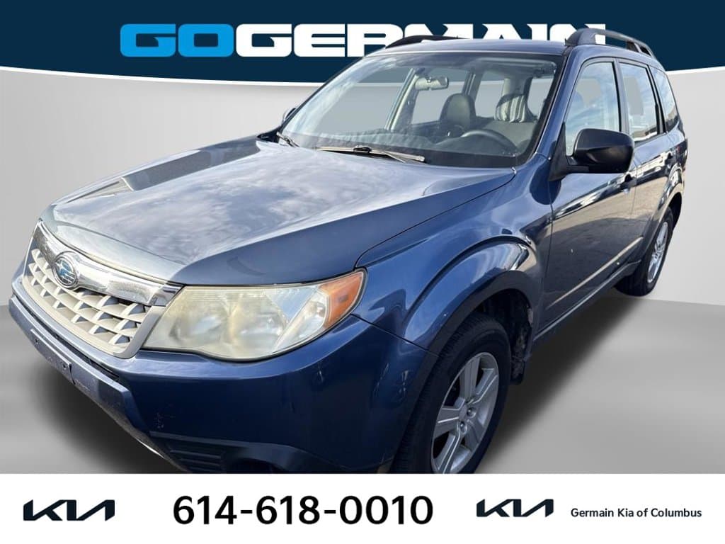 2011 Subaru Forester 2.5X — photo 1 of 9
