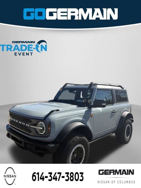 2023 Ford Bronco Base — photo 1 of 7