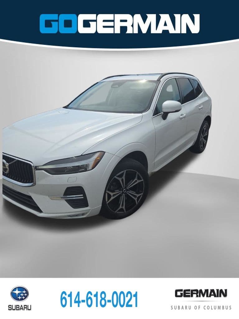 2022 Volvo XC60 Momentum — photo 1 of 12