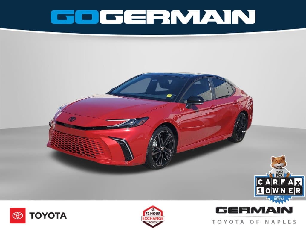 2025 Toyota Camry Base — photo 1 of 36