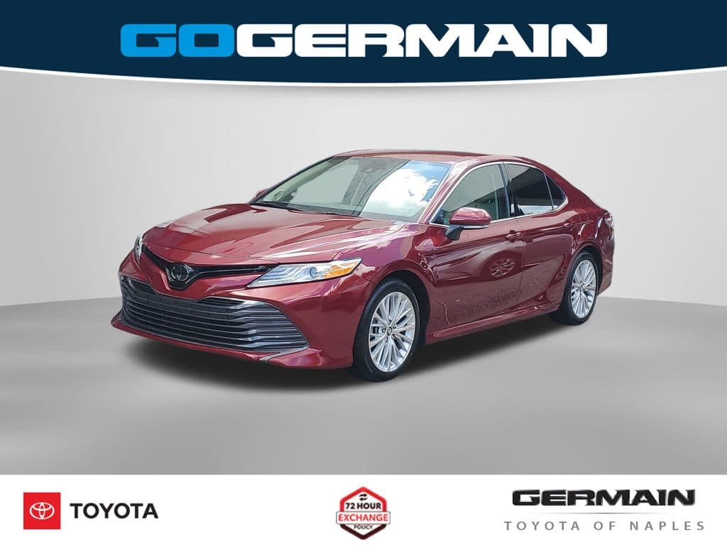 2019 Toyota Camry Base — photo 1 of 35
