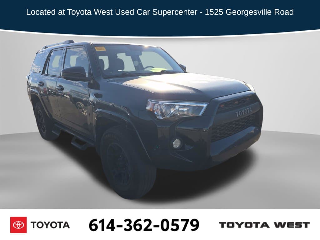2019 Toyota 4Runner SR5 — photo 1 of 17