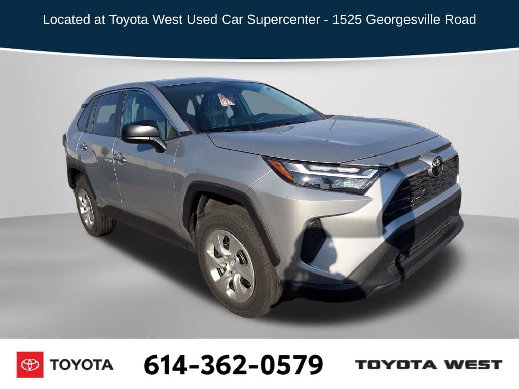 2023 Toyota RAV4 LE — photo 1 of 18