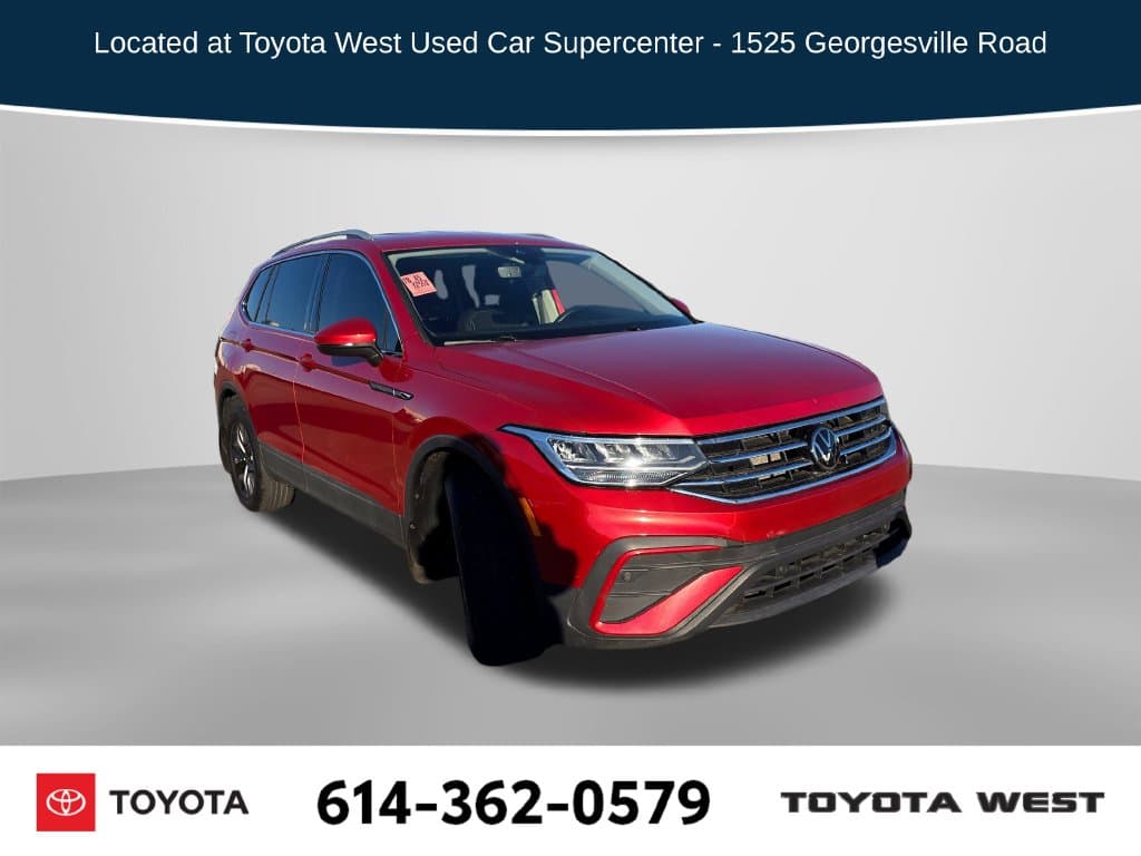 2022 Volkswagen Tiguan Base — photo 1 of 21