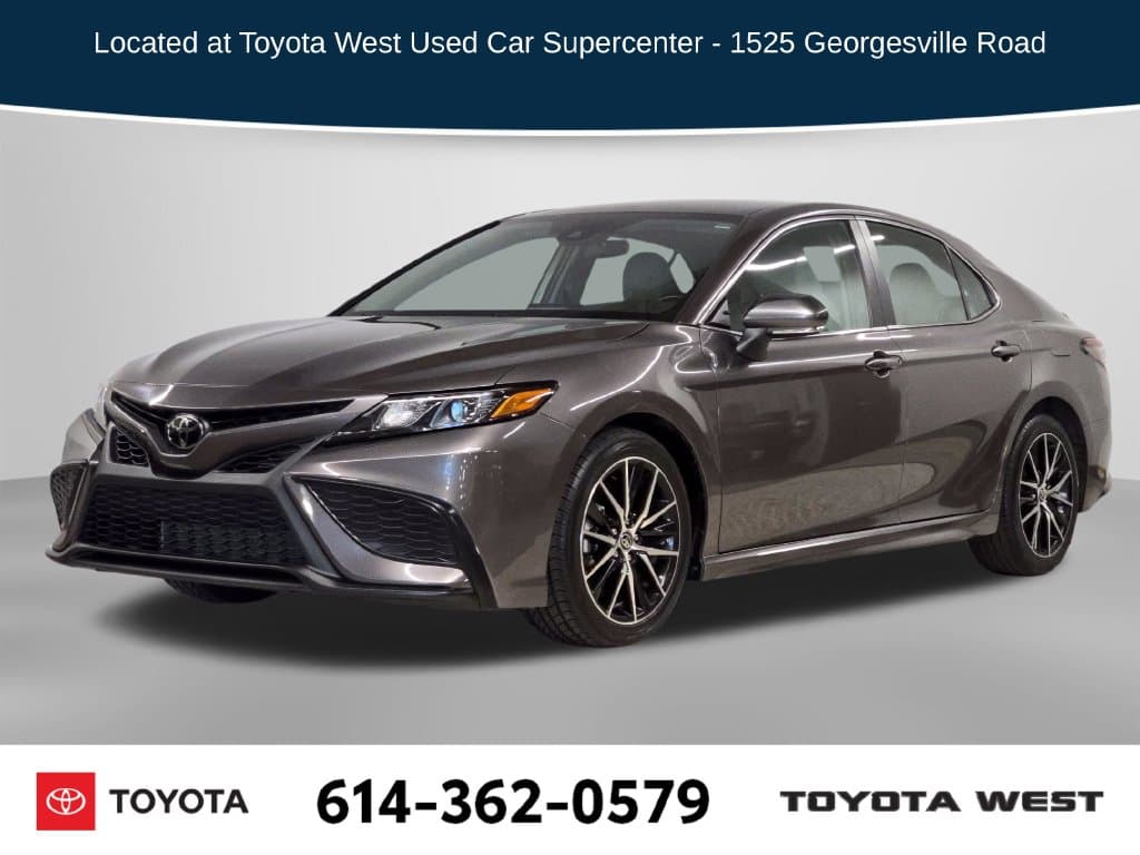 2023 Toyota Camry SE — photo 1 of 37