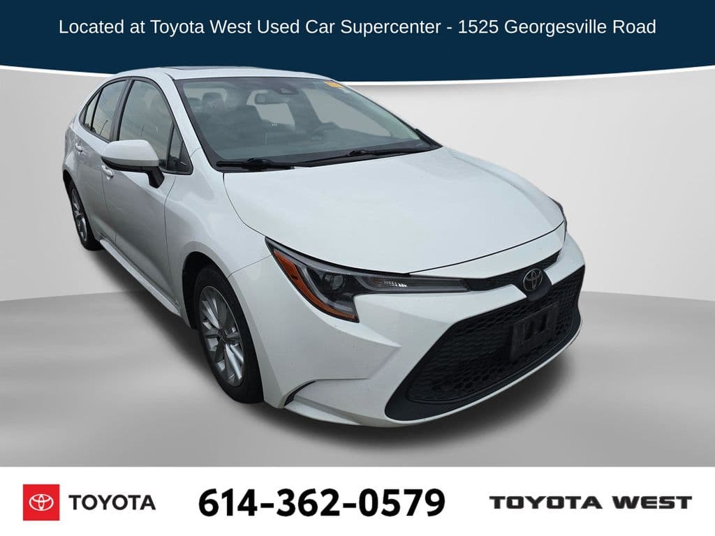 2020 Toyota Corolla LE — photo 1 of 18
