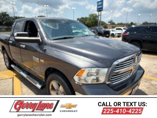 2016 RAM 1500 SLT — photo 1 of 9