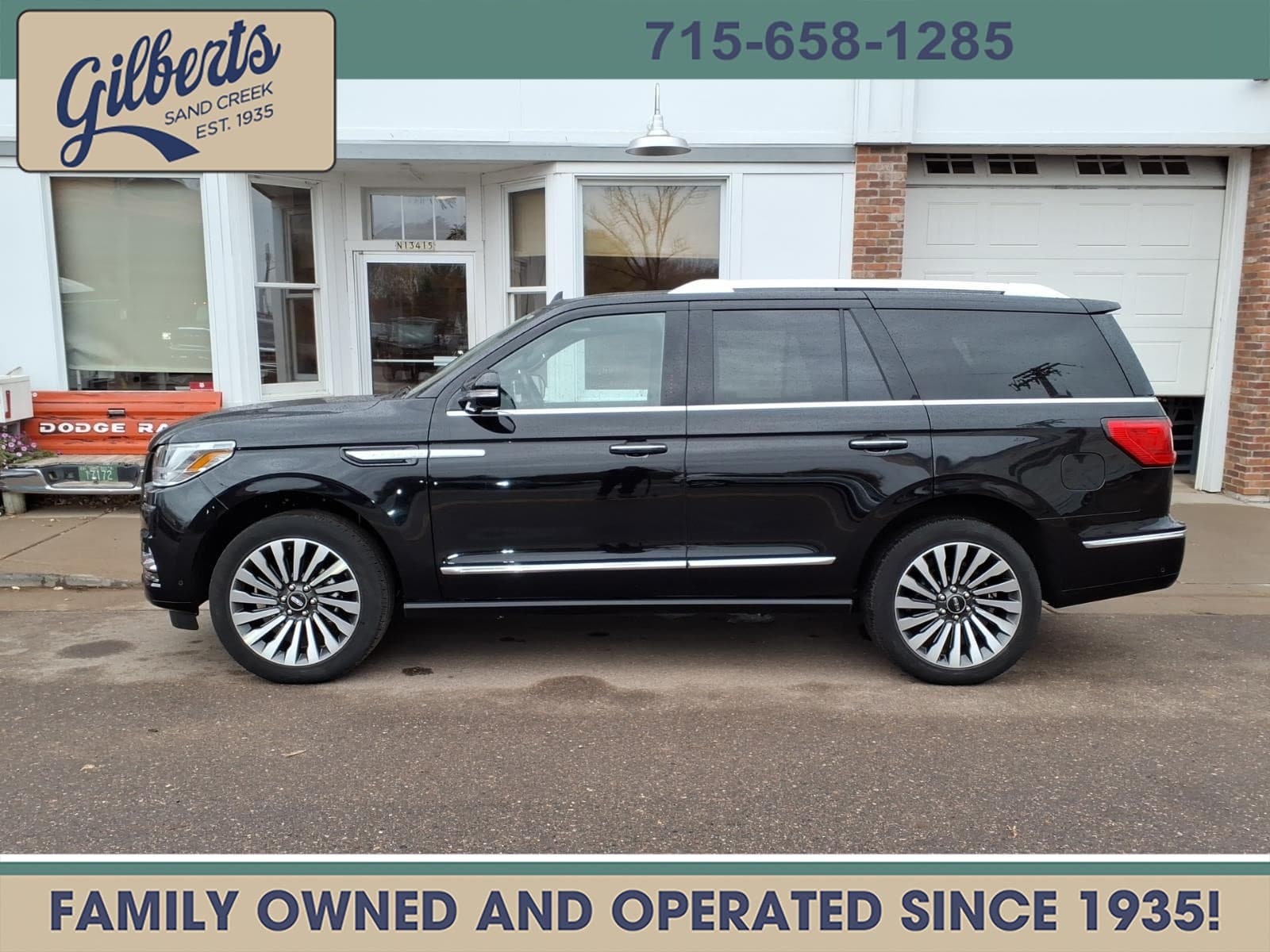 2021 Lincoln Navigator Reserve — photo 1 of 23