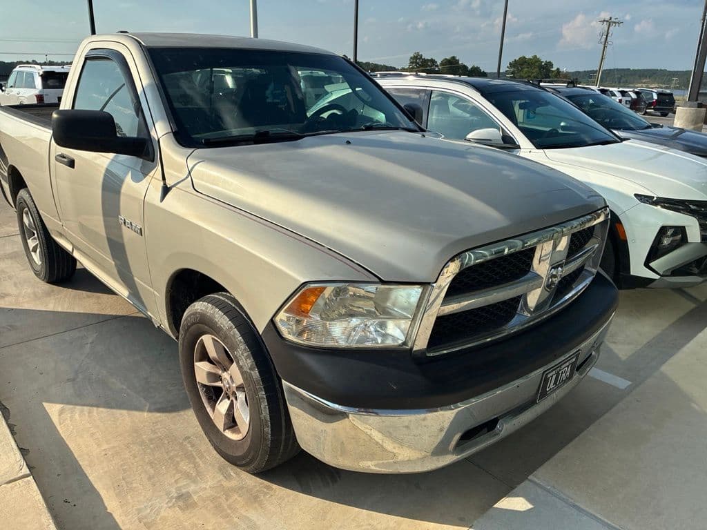 2009 Dodge Ram 1500 ST — photo 1 of 2