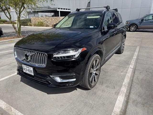 2020 Volvo XC90 Inscription — photo 1 of 14