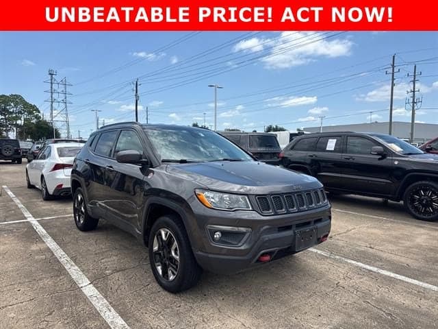2018 Jeep Compass Trailhawk — photo 1 of 10