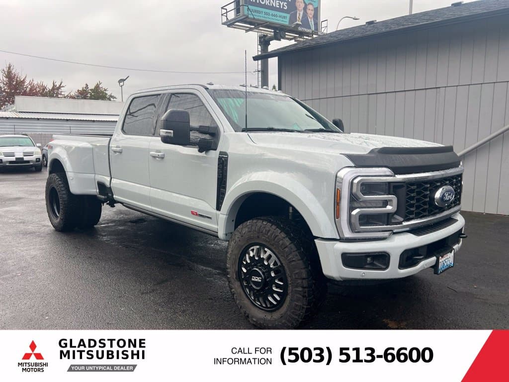 2026 Ford Super Duty F-450 DRW Base — photo 1 of 15