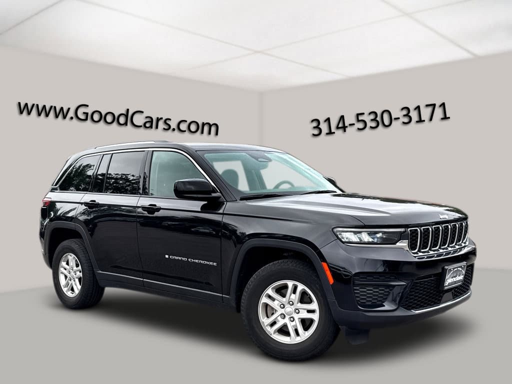 2023 Jeep Grand Cherokee Laredo — photo 1 of 27