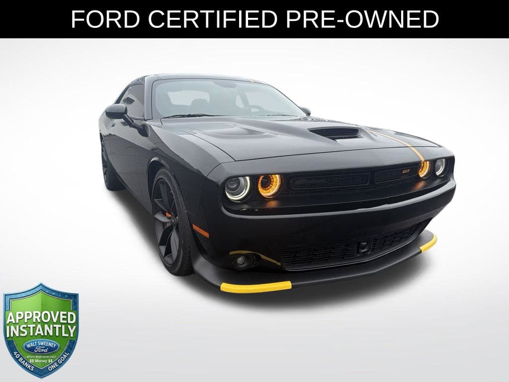 2023 Dodge Challenger GT — photo 1 of 21
