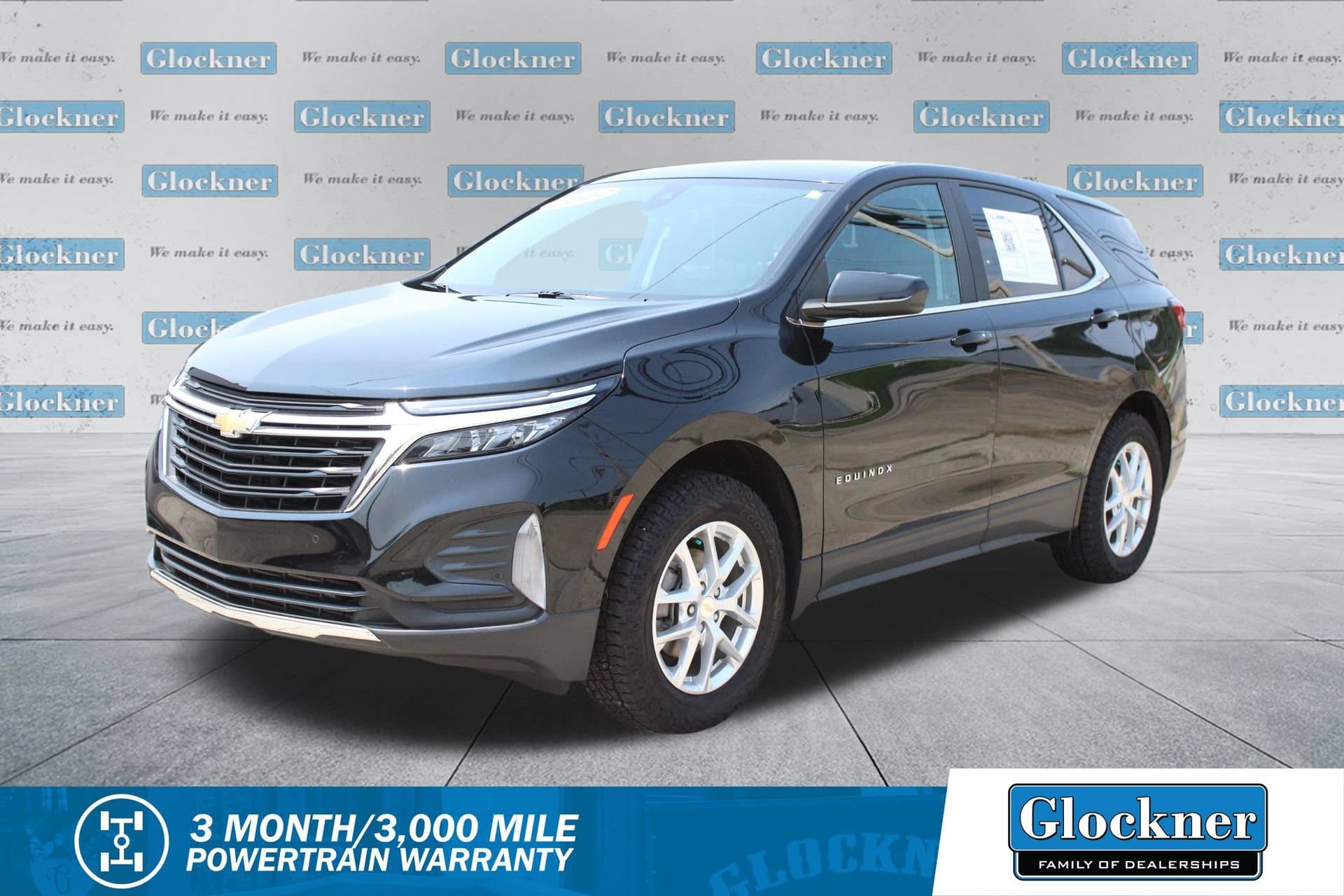 2022 Chevrolet Equinox LT — photo 1 of 44