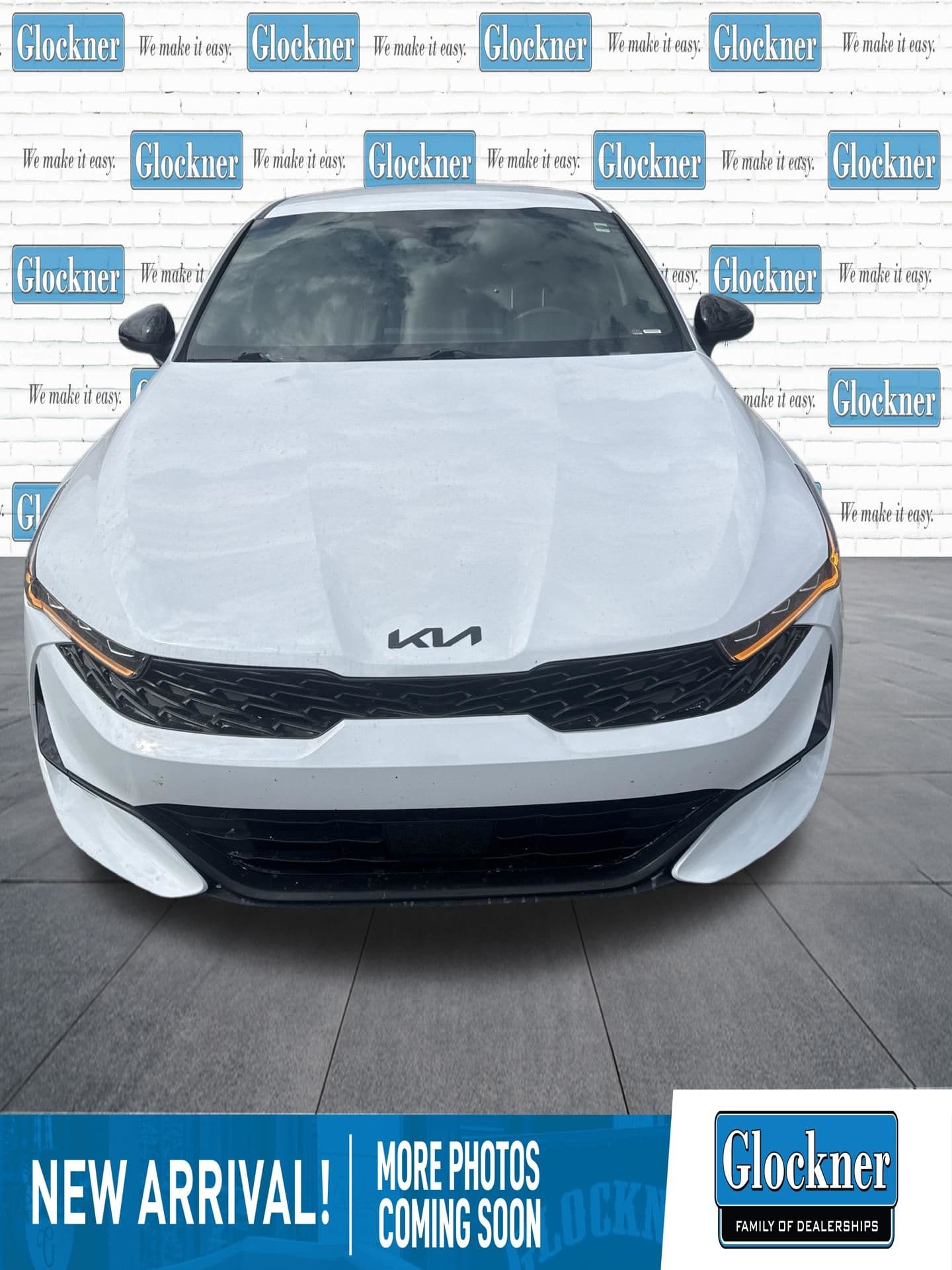 2024 Kia K5 GT-Line — photo 1 of 12