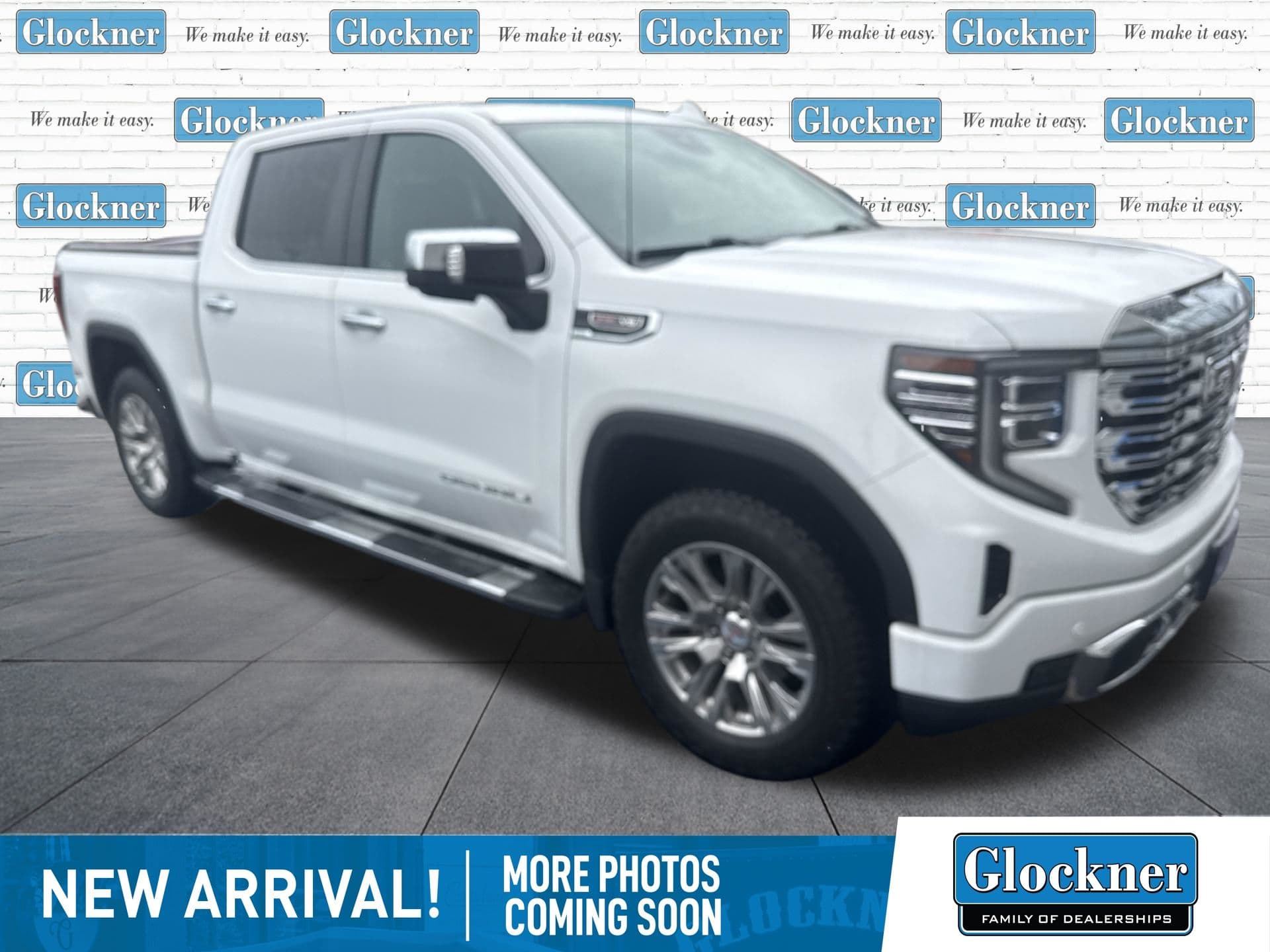 2023 GMC Sierra 1500 Denali — photo 1 of 8