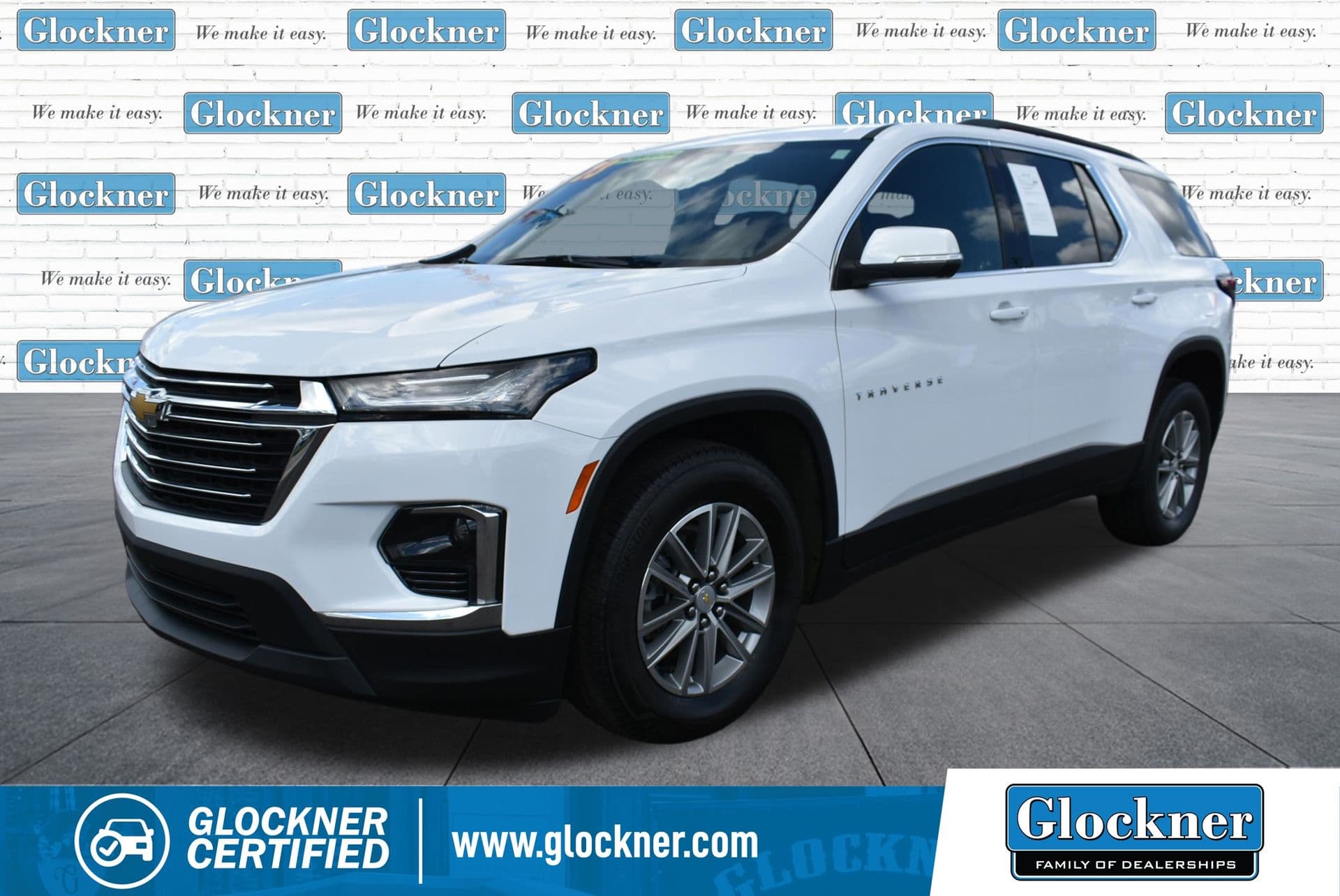 2023 Chevrolet Traverse LT Cloth — photo 1 of 34