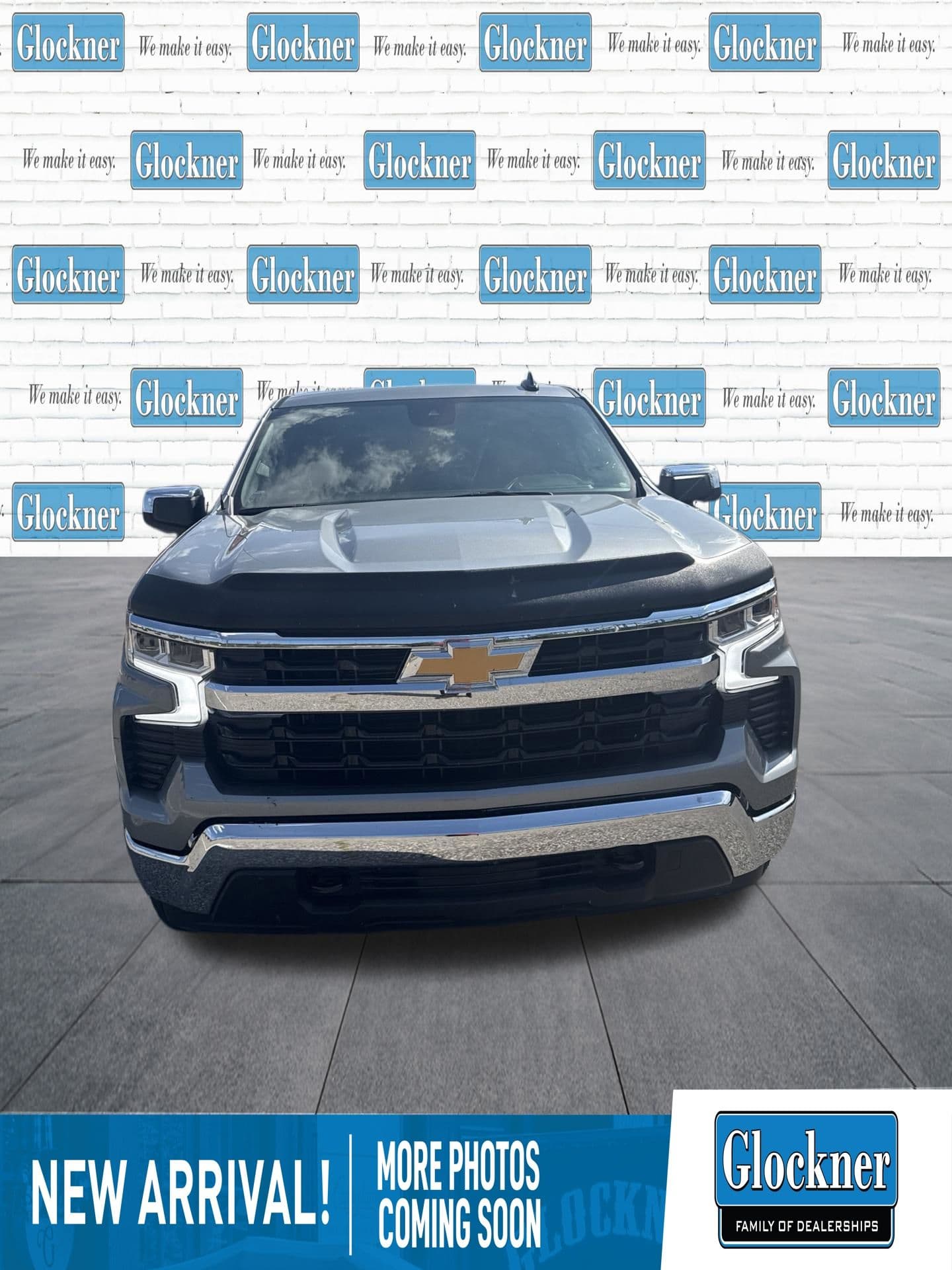 2025 Chevrolet Silverado 1500 LT — photo 1 of 15