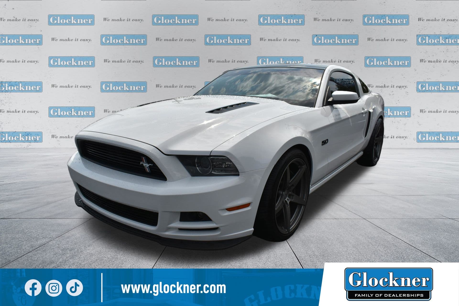 2014 Ford Mustang GT Premium — photo 1 of 30