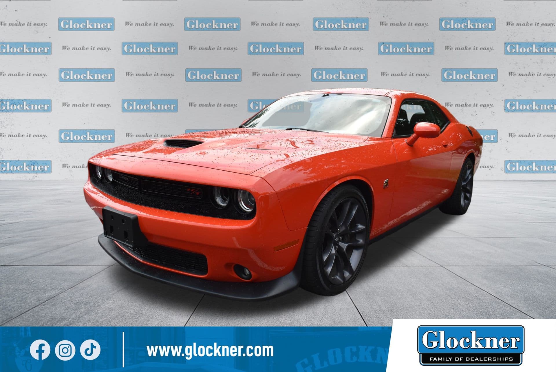 2023 Dodge Challenger R/T Scat Pack — photo 1 of 32
