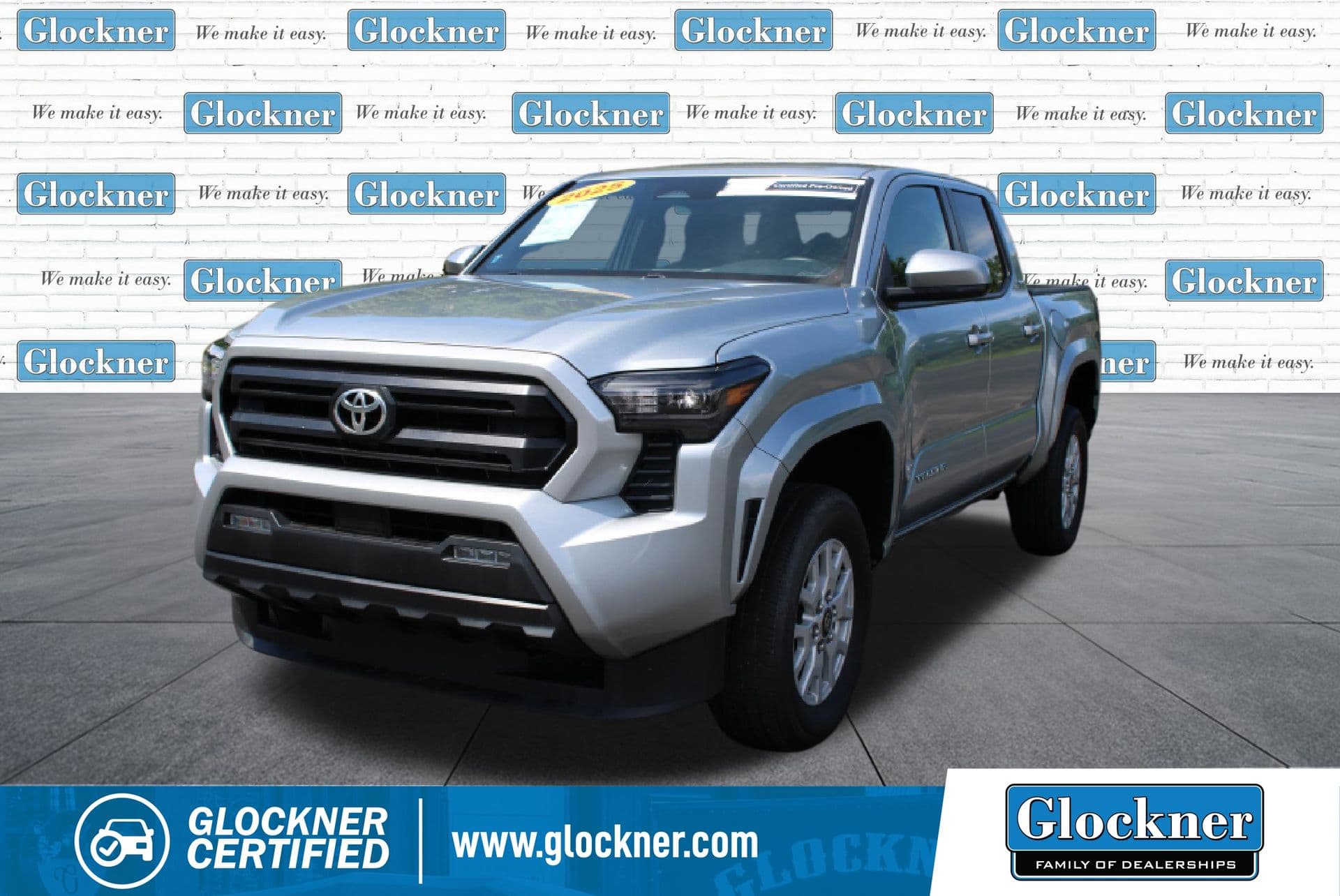 2025 Toyota Tacoma 4WD SR5 — photo 1 of 39