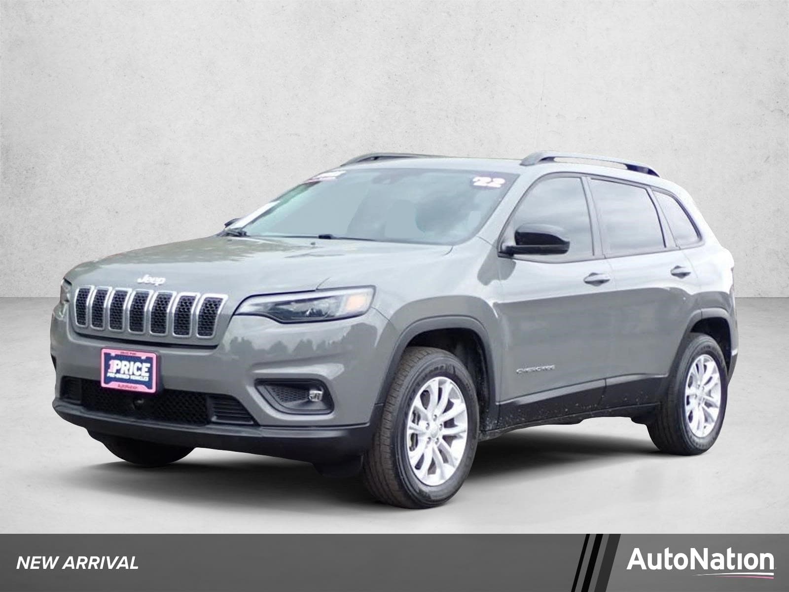 2022 Jeep Cherokee Latitude Lux — photo 1 of 26