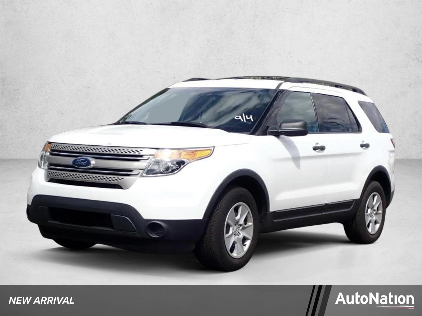 2013 Ford Explorer Base — photo 1 of 15