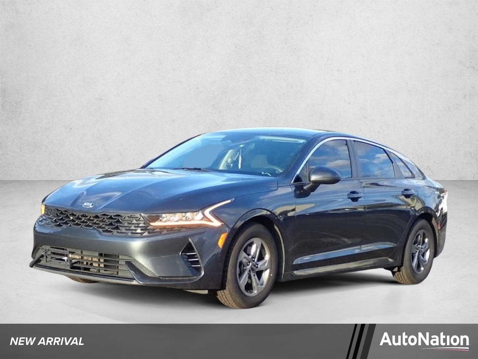 2021 Kia K5 LXS — photo 1 of 15