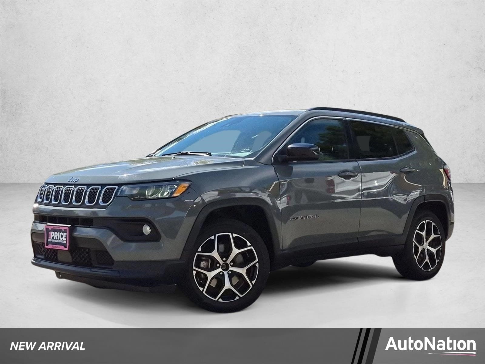 2024 Jeep Compass Latitude — photo 1 of 24