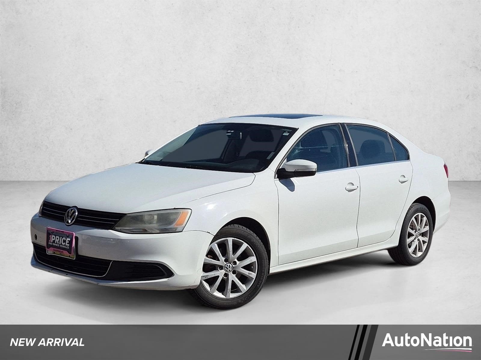2013 Volkswagen Jetta Sedan SE — photo 1 of 16