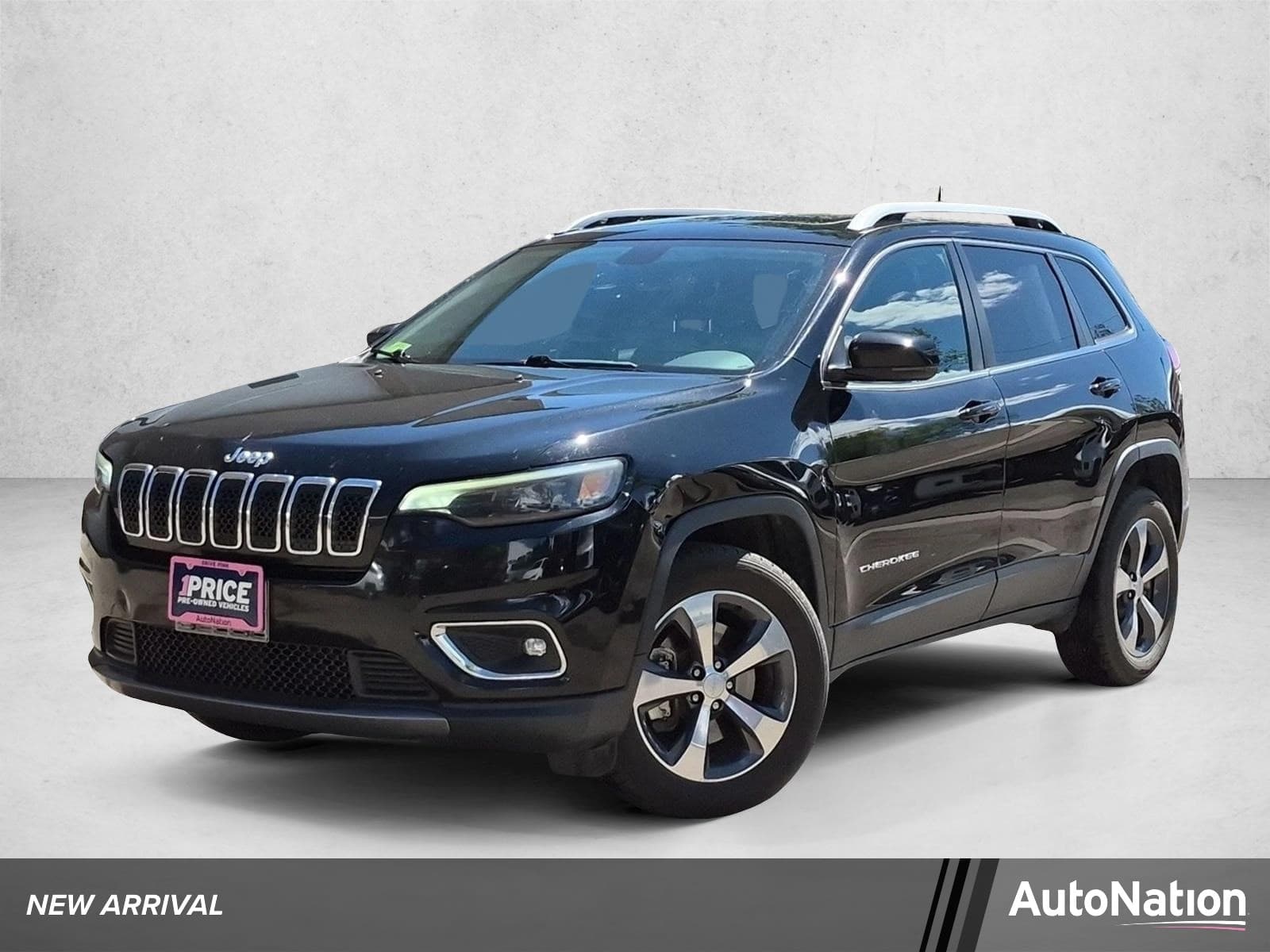 2019 Jeep Cherokee Limited — photo 1 of 16
