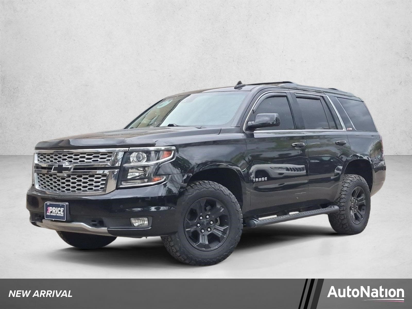 2018 Chevrolet Tahoe LT — photo 1 of 15