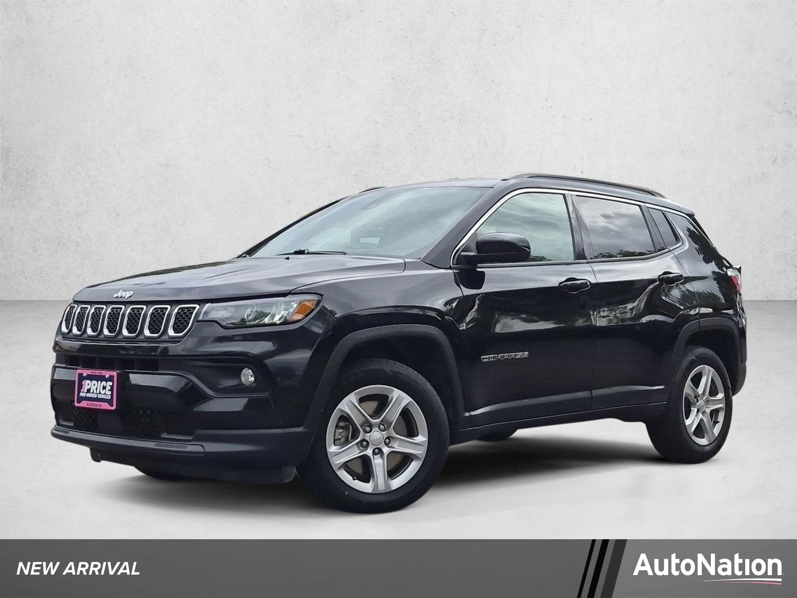 2024 Jeep Compass Latitude — photo 1 of 24