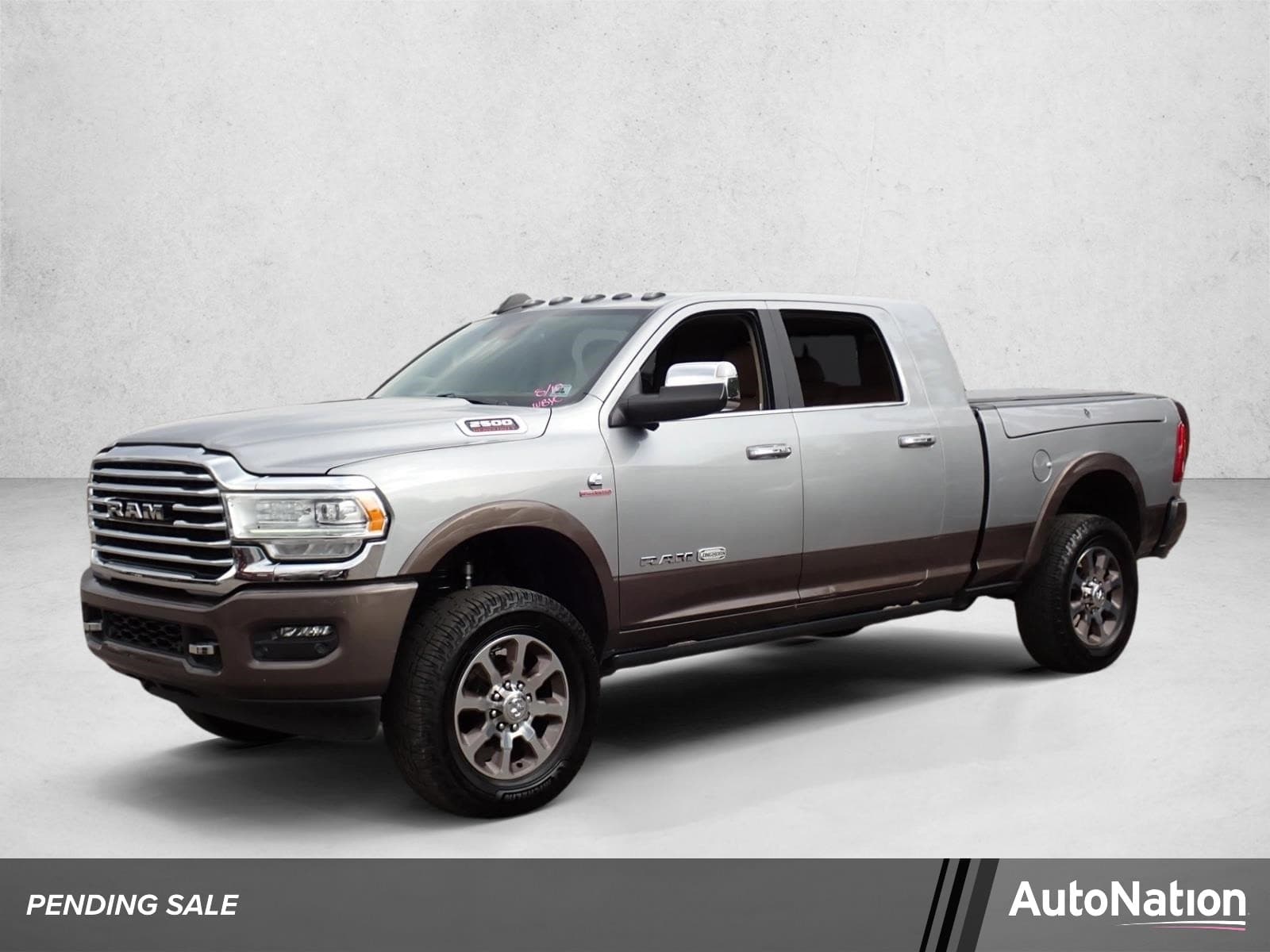 2022 RAM 2500 Longhorn — photo 1 of 15