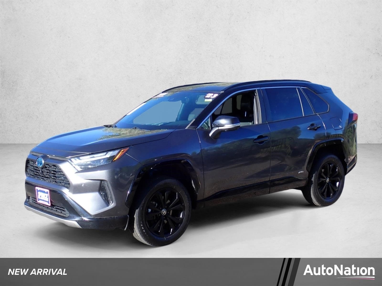 2023 Toyota RAV4 Hybrid XSE — photo 1 of 27