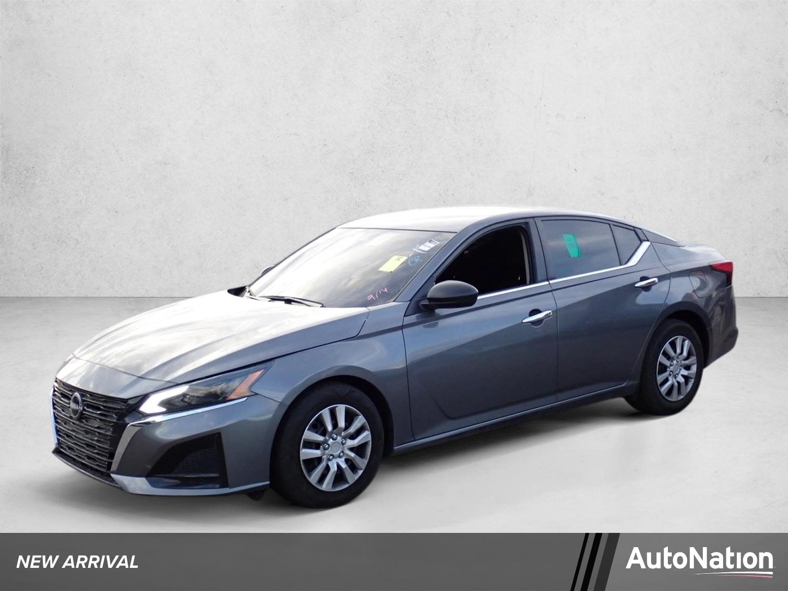 2024 Nissan Altima 2.5 S — photo 1 of 15