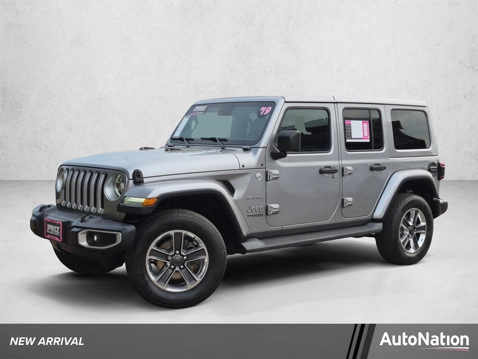 2019 Jeep Wrangler Unlimited Sahara — photo 1 of 22