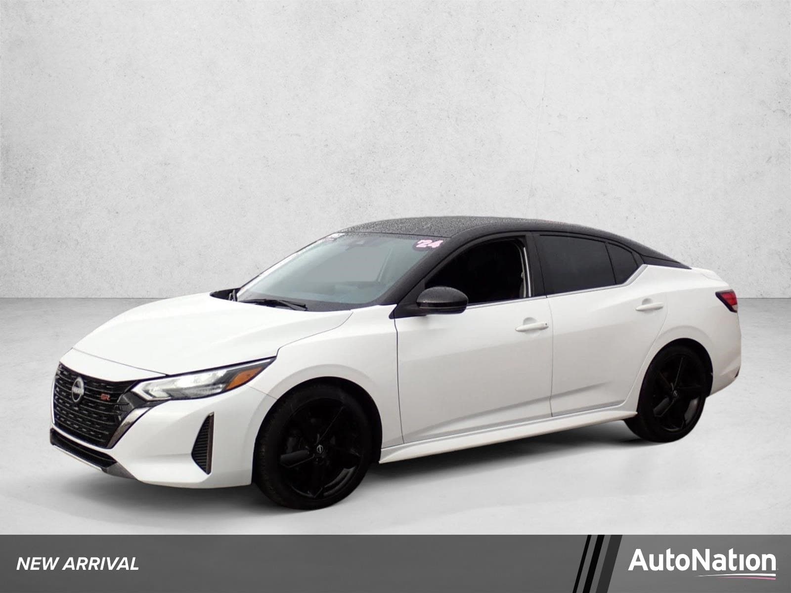 2024 Nissan Sentra SR — photo 1 of 20