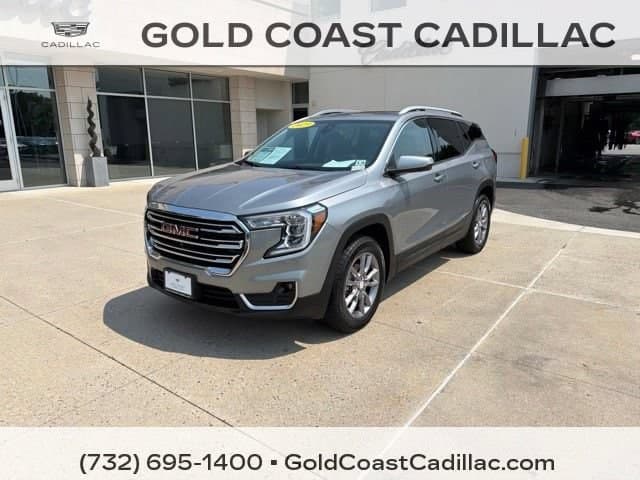 2023 GMC Terrain SLT — photo 1 of 28