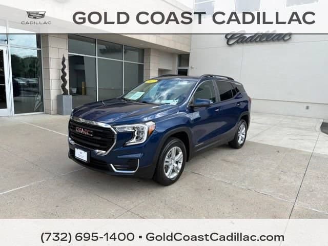 2023 GMC Terrain SLE — photo 1 of 25