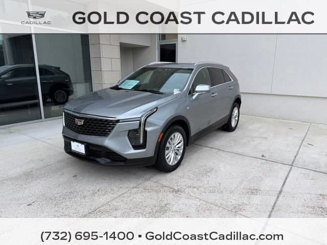 2024 Cadillac XT4 Luxury — photo 1 of 27