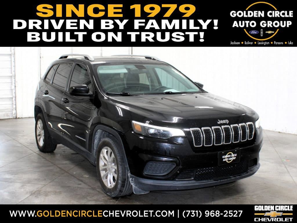 2020 Jeep Cherokee Latitude — photo 1 of 29