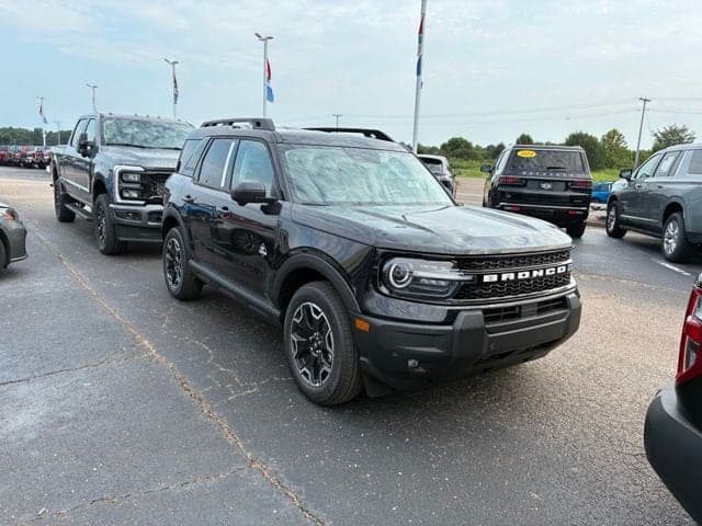2026 Ford Bronco Sport Outer Banks — photo 1 of 24