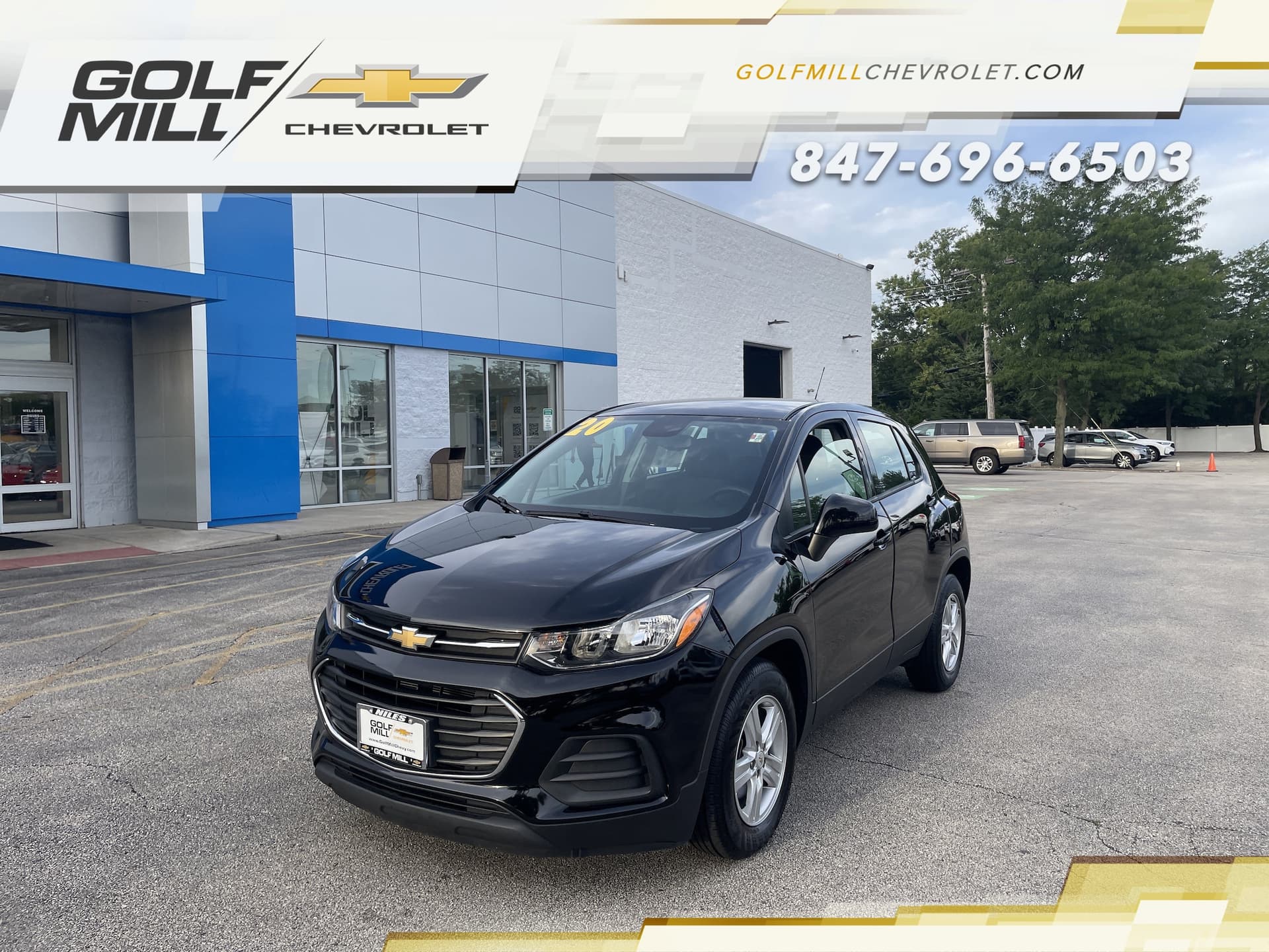 2020 Chevrolet Trax LS — photo 1 of 30