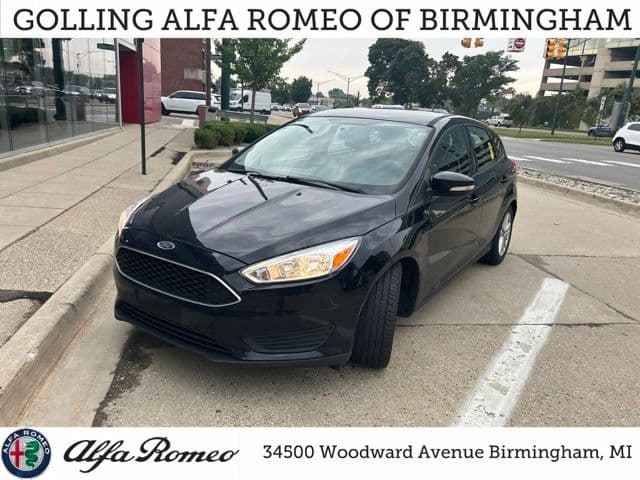 2016 Ford Focus SE — photo 1 of 15