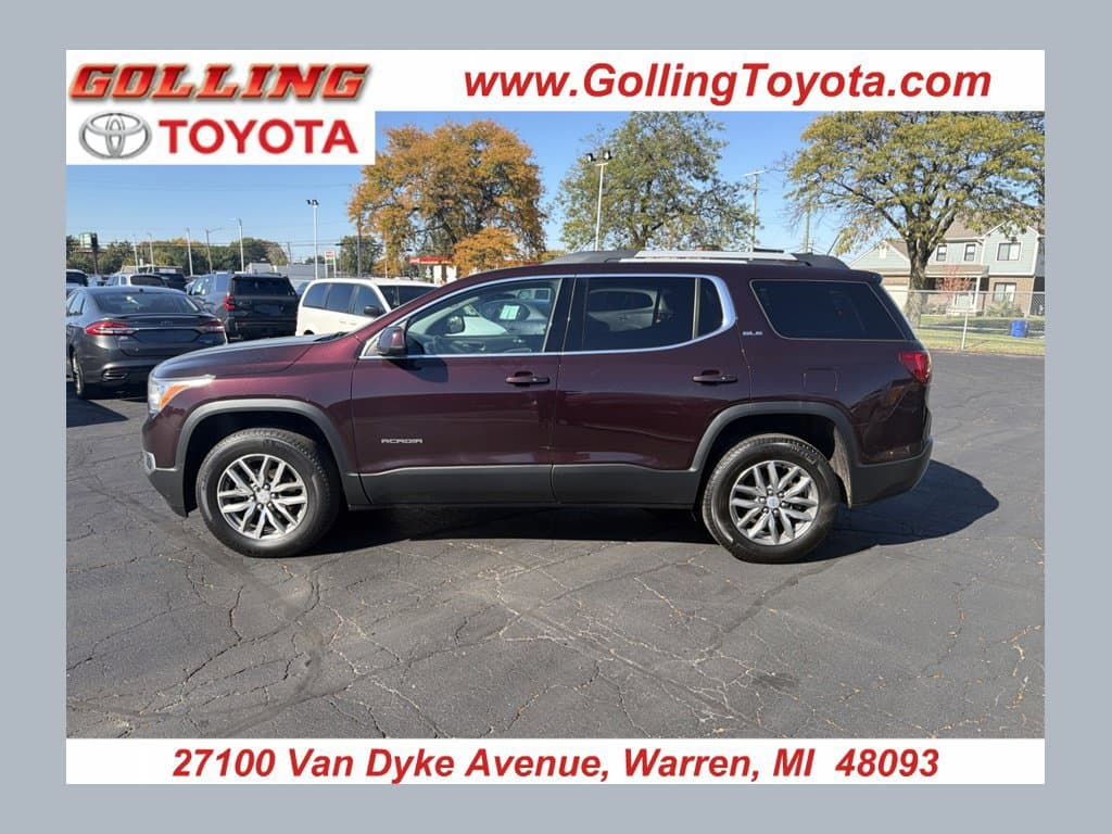 2017 GMC Acadia SLE — photo 1 of 10