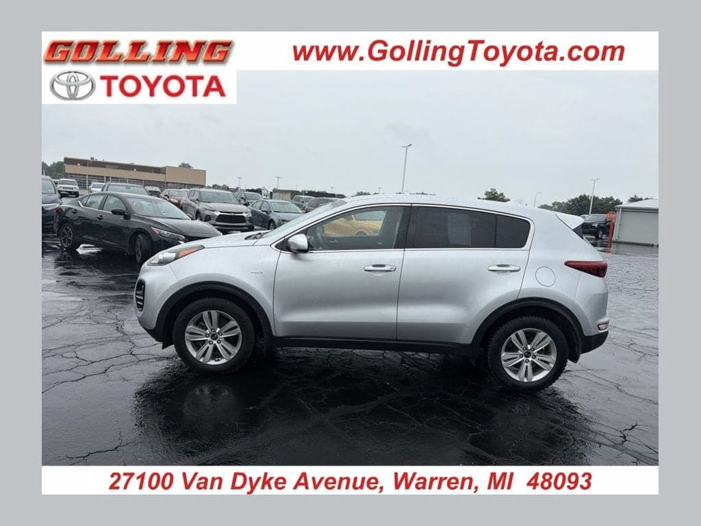 2018 Kia Sportage LX — photo 1 of 10